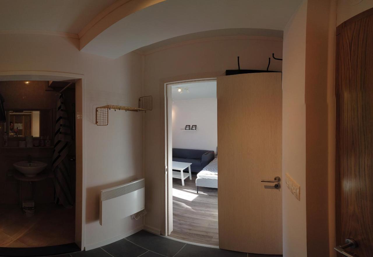 Refurbished Studios, Mountain View Balconies, Minutes From Gondola Bansko Exterior photo